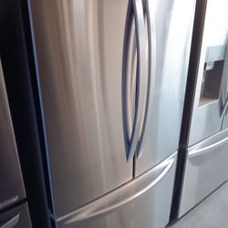 French Door Refrigerator Like New Condition Bottom Freezer 