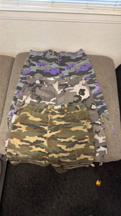 Size 38-40 cargos