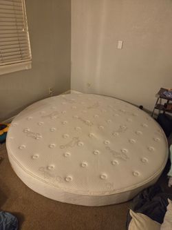 Queen size round circle mattress