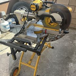 Dewalt 12 Mitre Saw And Stand