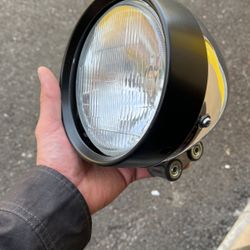 2013 Yamaha Vstar Headlight Housing /headlight 