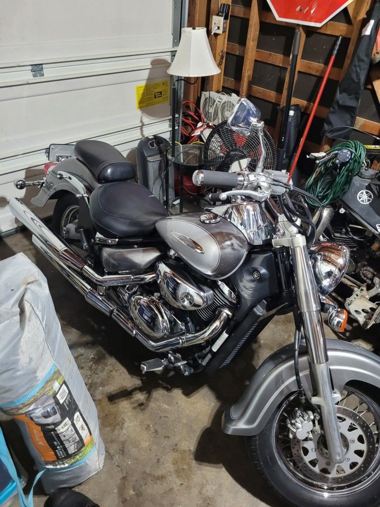 2003 Suzuki Valusa