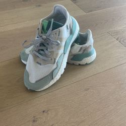 Adidas nite jogger shoes