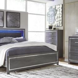 [SPECIAL] Lodanna Gray LED Panel Bedroom Set

