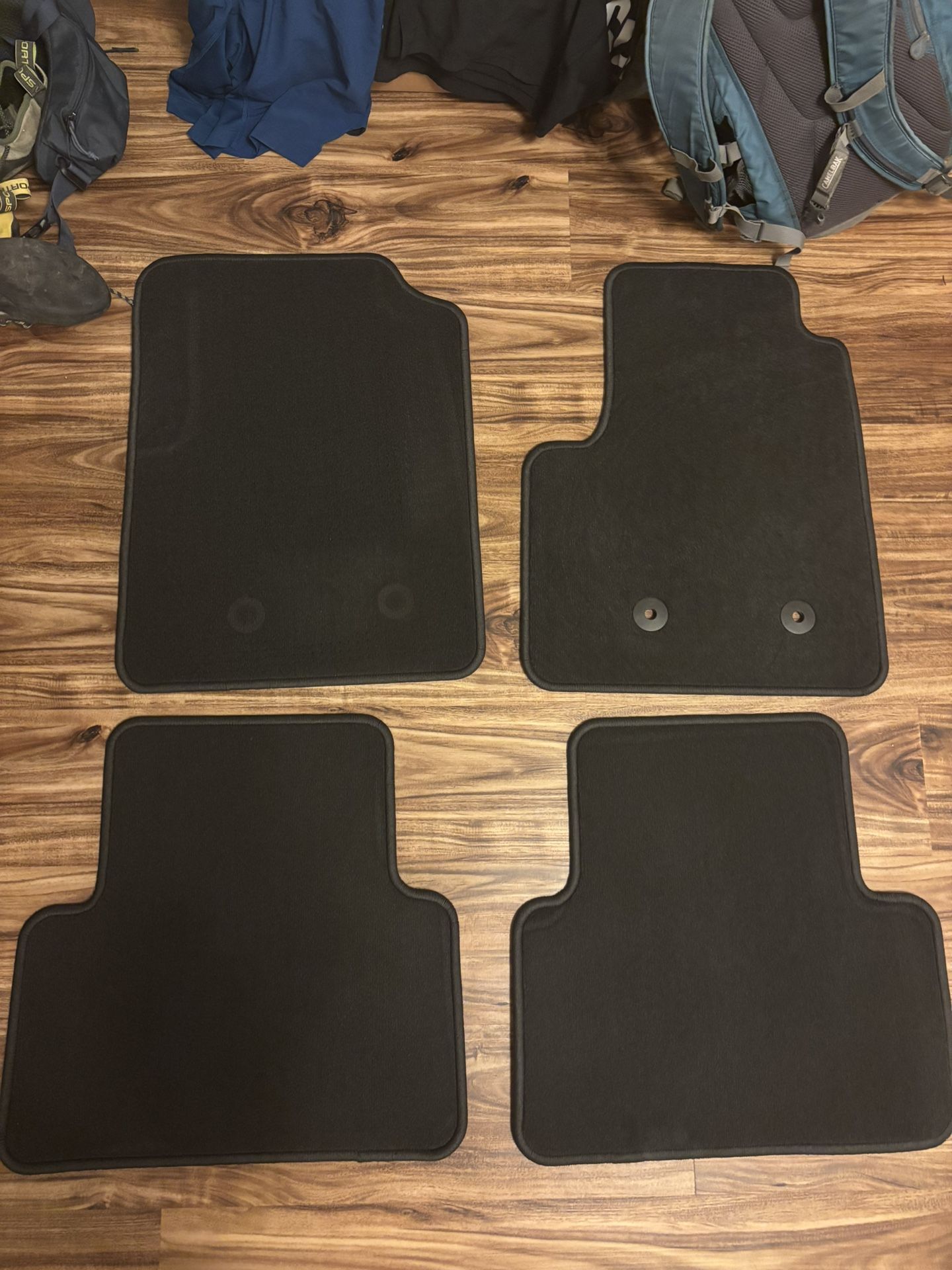 2021 Chevy Colorado Factory Floor Mats NEW