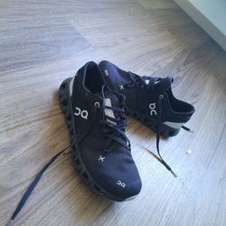 9.5W On Cloud X 3 Running Shoes, BLK 