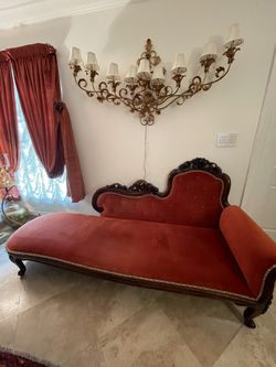 Antique Sofa Chaise 