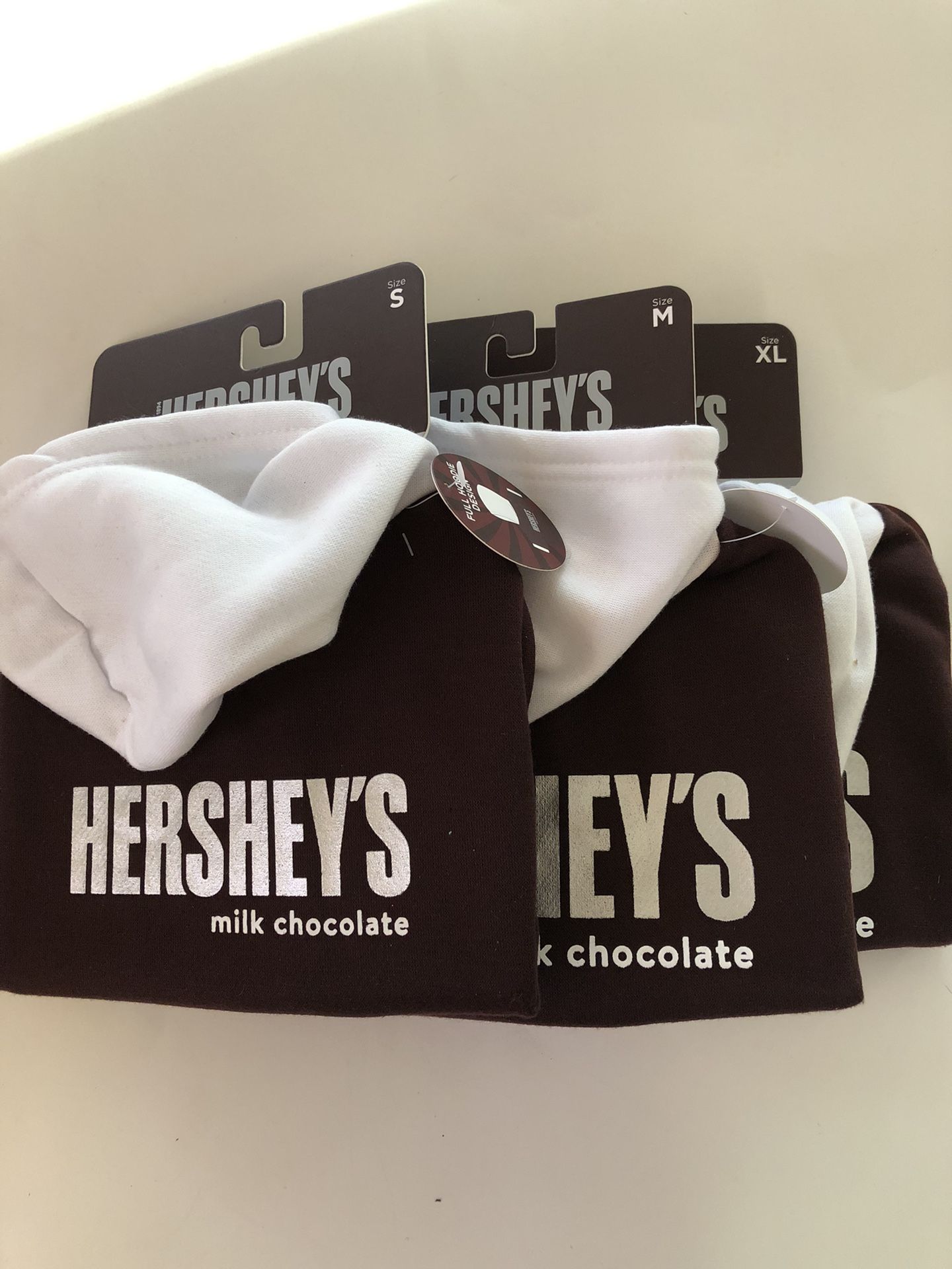 NWT Hersheys Milk Chocolate Black White Pet Dog Sweater Hoodie Size Varies