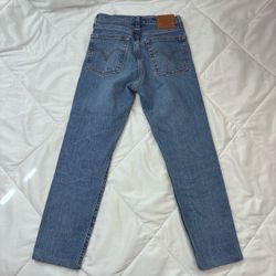 Levi's Wedgie Medium Wash Straight Leg Jeans 24