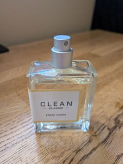 Clean Fresh Linens Eau De Parfum Spray 2.1 oz