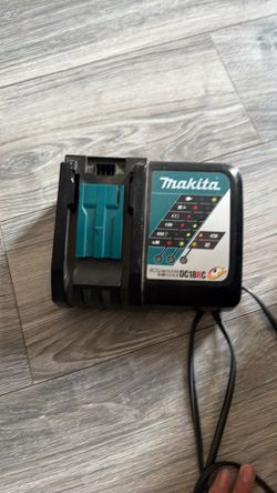 Makita charger