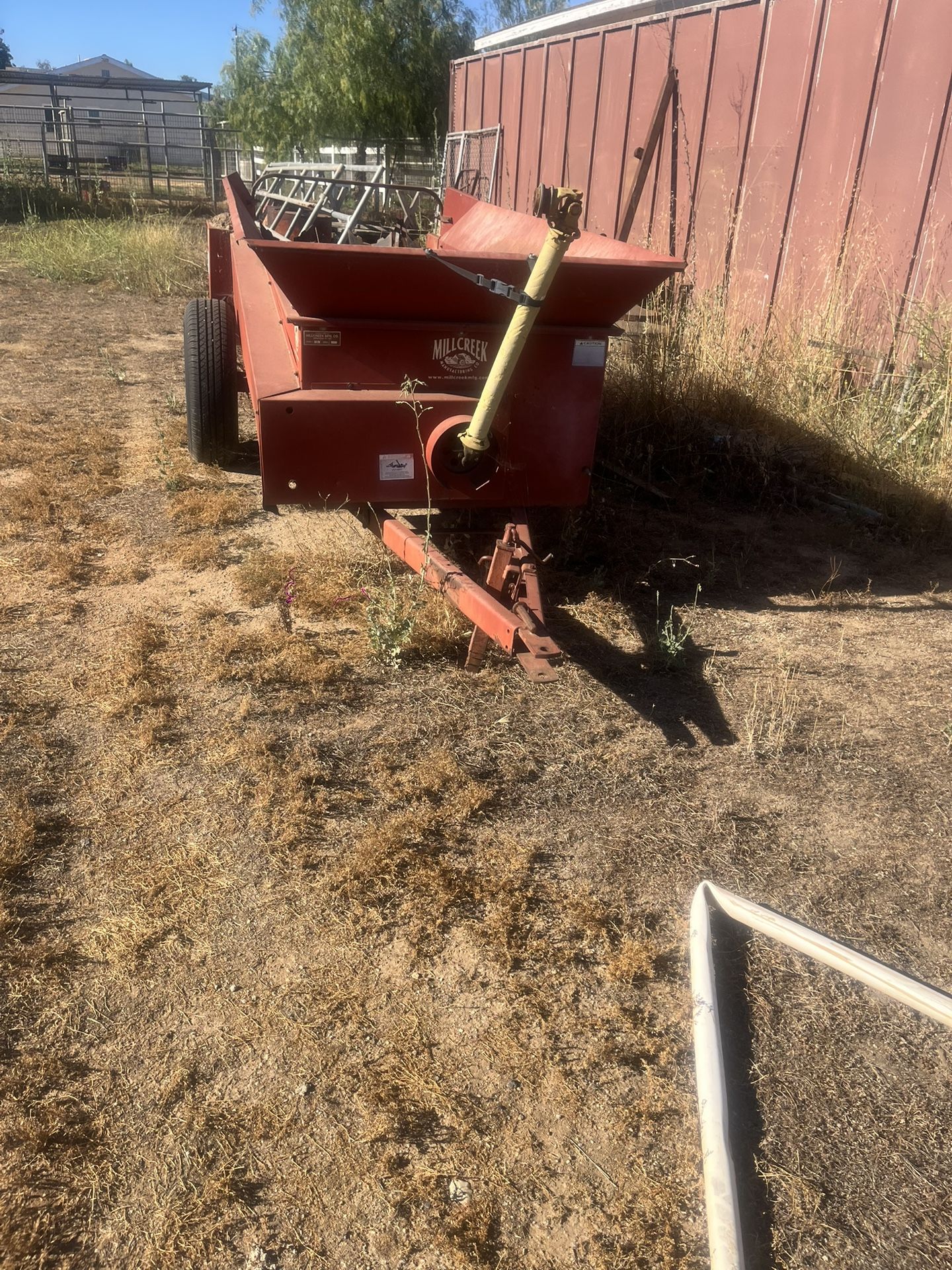 Manure spreader