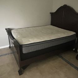 Queen Bed + Night Stand 