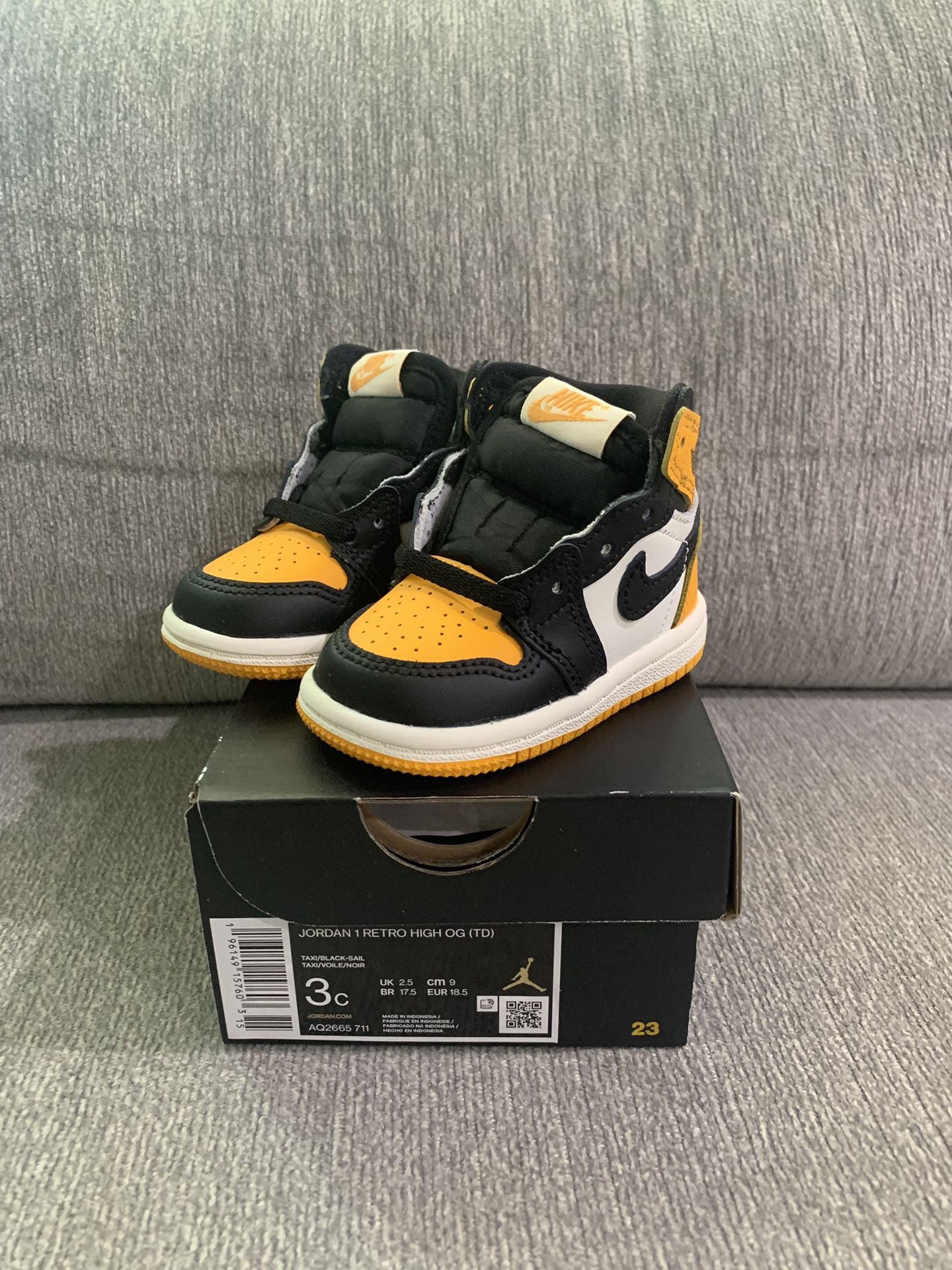 Nike Air Jordan 1 Retro High OG TD Taxi Yellow Black Sail AQ2665 