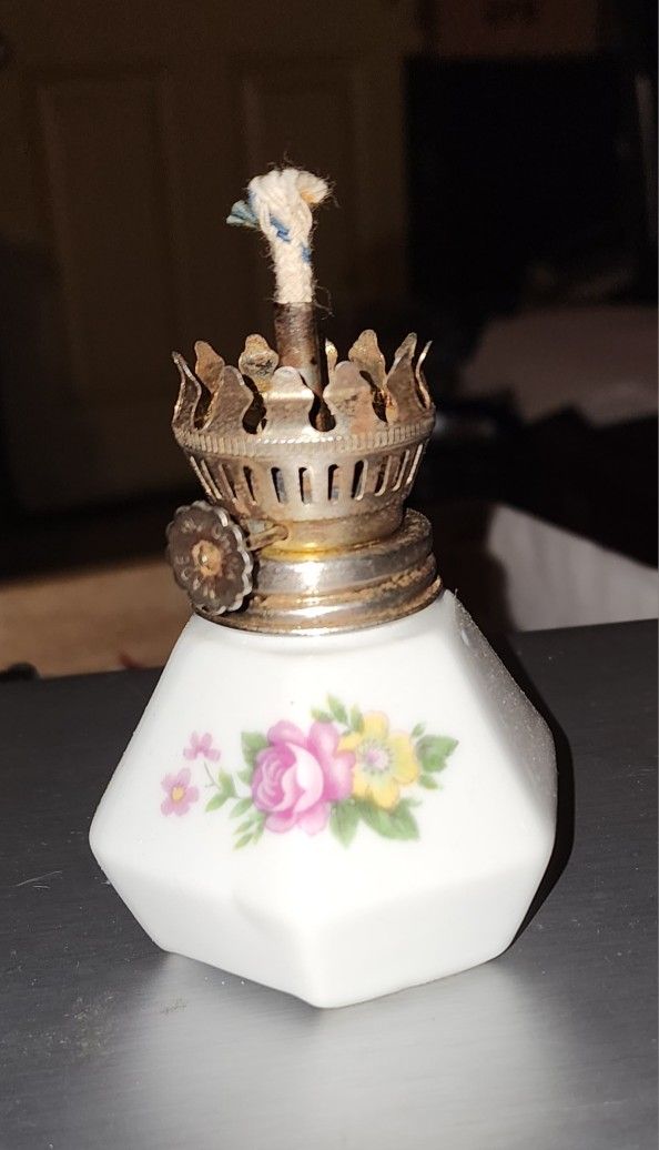 Mini Kerosene Lamp