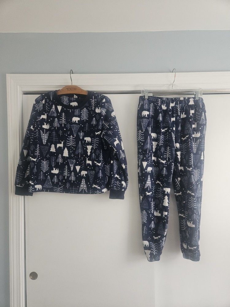 Women's Old Navy Fleece Medium Pajama Set