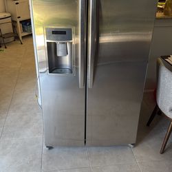 Kenmore Side by side