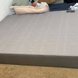 Standard Queen Mattress Foundation – Box Spring Alternative Designed for Durable Support, Comfort & Motion