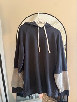 Men’s hoodie sweater