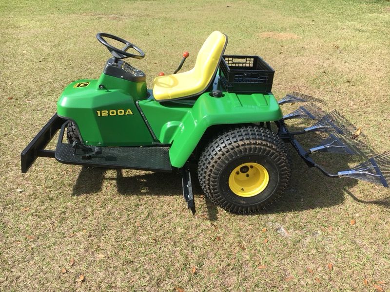 John Deere 1200A bunker rake, field groomer