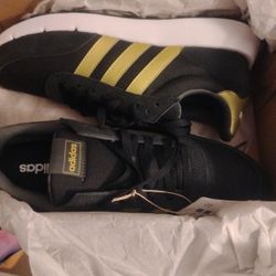Adidas Size 9.5
