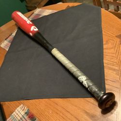 DeMarini DX-1 baseball bat, -8drop, 30” and 22 ounces, Model V2R12 with 2 5/8” barrel Plainfield, Illinois