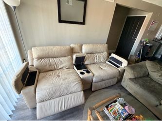 Dual Reclining Loveseat w/ Console & Storage – Works Great