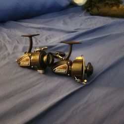2 Pflueger 322. Vintage Reels