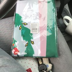 Regular Size Flags.