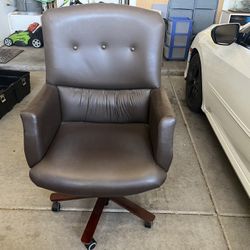 Leather Look Swivel Desk Chair