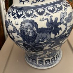 Chinese Yuan Dynasty Style , Foo Dog Scene , Blue White Porcelain  Painted Piece 