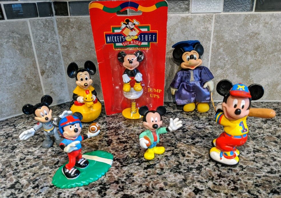 Walt Disney Lot Of 7 Vintage Mickey Mouse Collectible Figures w/Canvas Bag