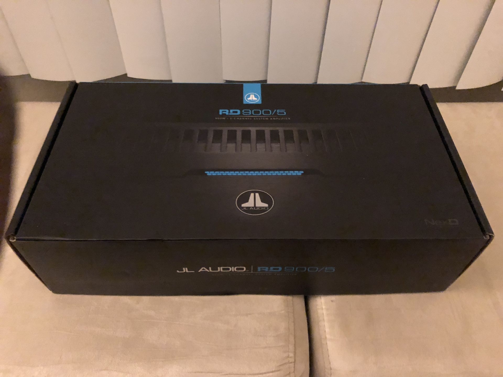 JL Audio 900 watt 5 channel Amplifier