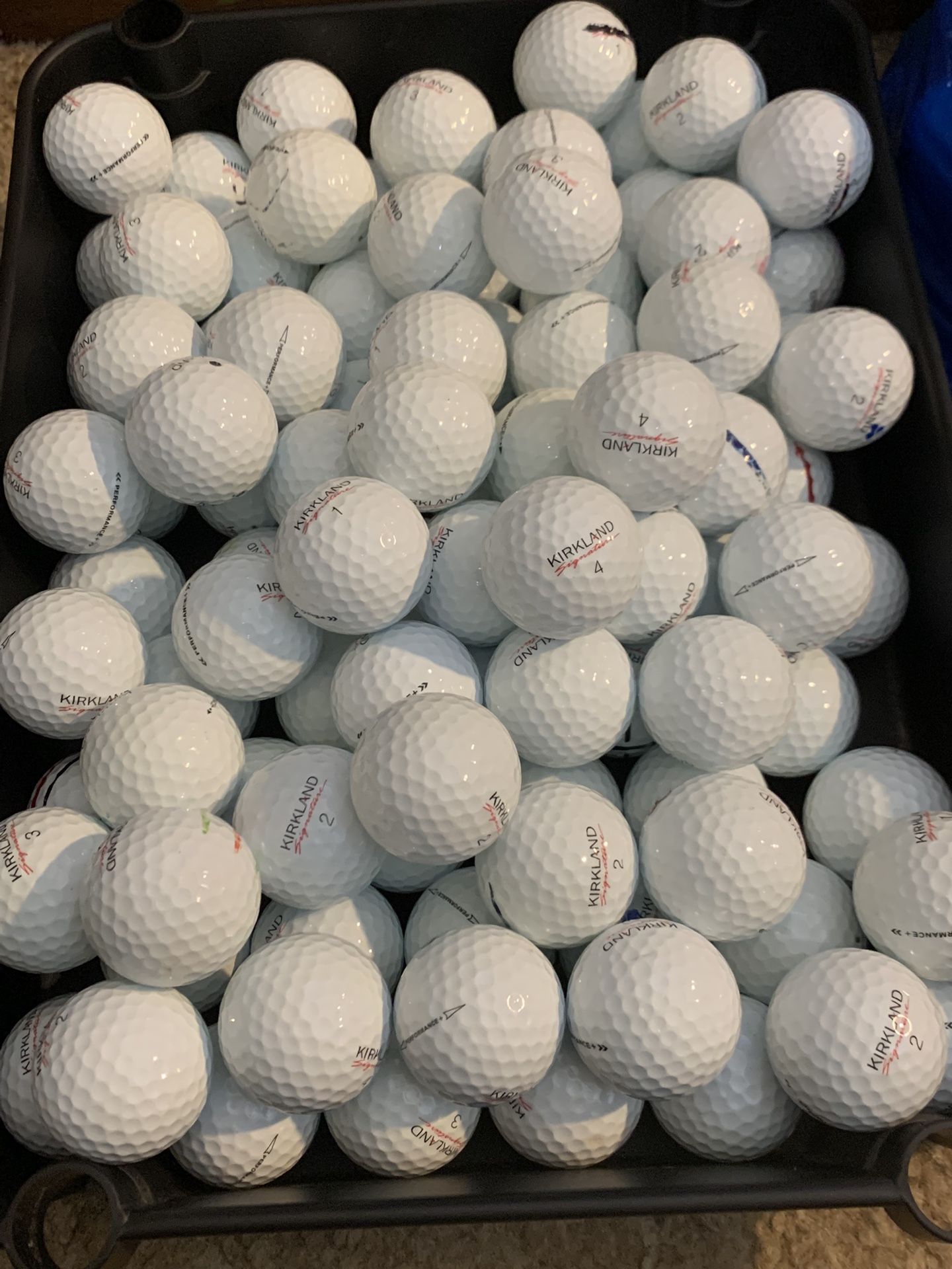 100 Golf Balls Kirkland In Good Condition.