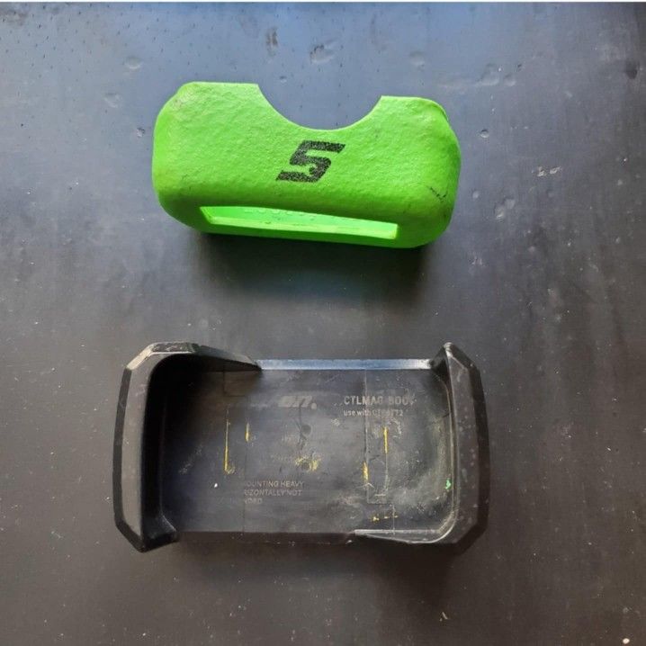 Snap-On usa tools Magnetic Boot For
14.4 V Cordless Battery and gren