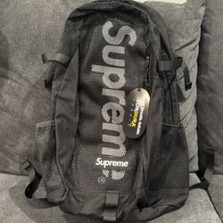 Supreme backpack (SS20)