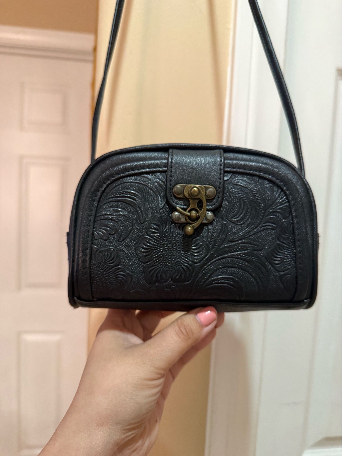 Mini black shoulder bag