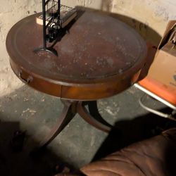 Antique round drum table