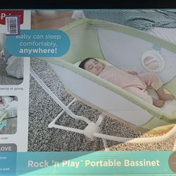 Fisher Price Rock ‘n Play Portable Bassinet