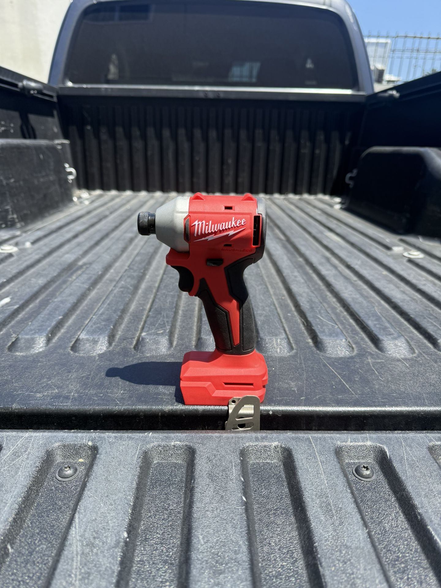 Milwaukee M18 18V Lithium-Ion Brushless Cordless Compact Impact Driver **FIRM PRICE**