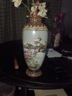 Antique Japanese satsuma earthware vase