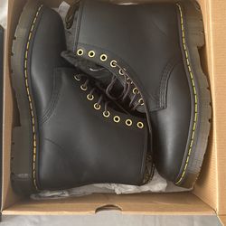 Dr Martins
