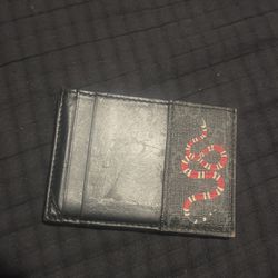 *RARE* Supreme X Louis Vuitton Epi Leather Card Holder Wallet for Sale in  Santa Monica, CA - OfferUp
