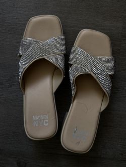 Madden NYC Rhinestone Slide Sandals – Size 8