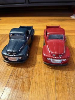 Diecast Maisto 1948 Ford F1 Pickup 1/25 Scale Red & Green 