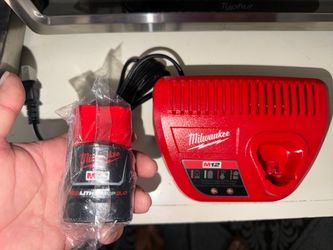Brand new Milwaukee M12 Battery and charger