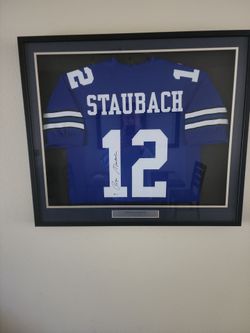 Roger Staubach autograph jersey