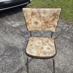 Charming Vintage MCM Modern Retro Chair