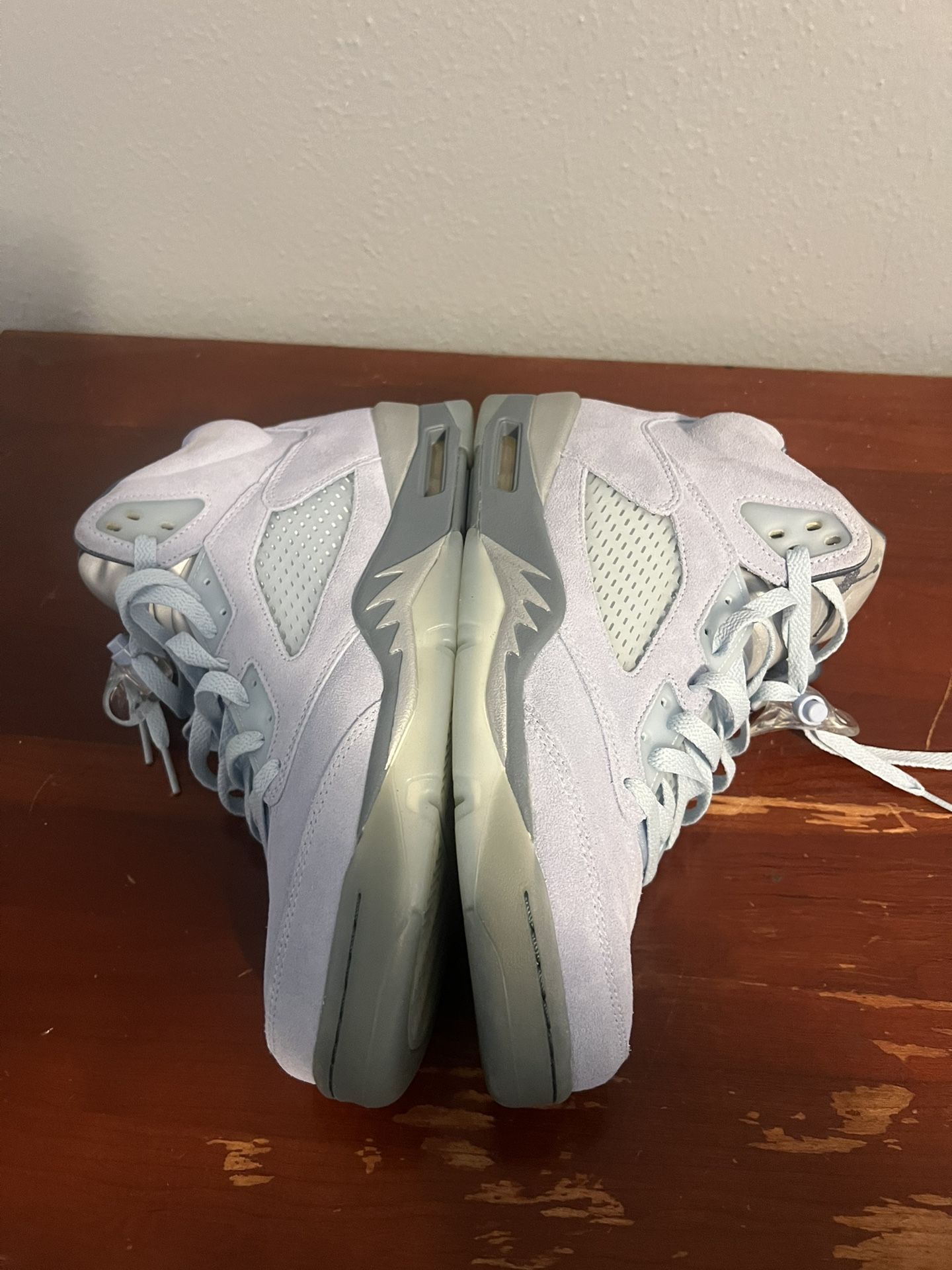 Jordan 5 Retro Women Size 11.5 Fit Men 10