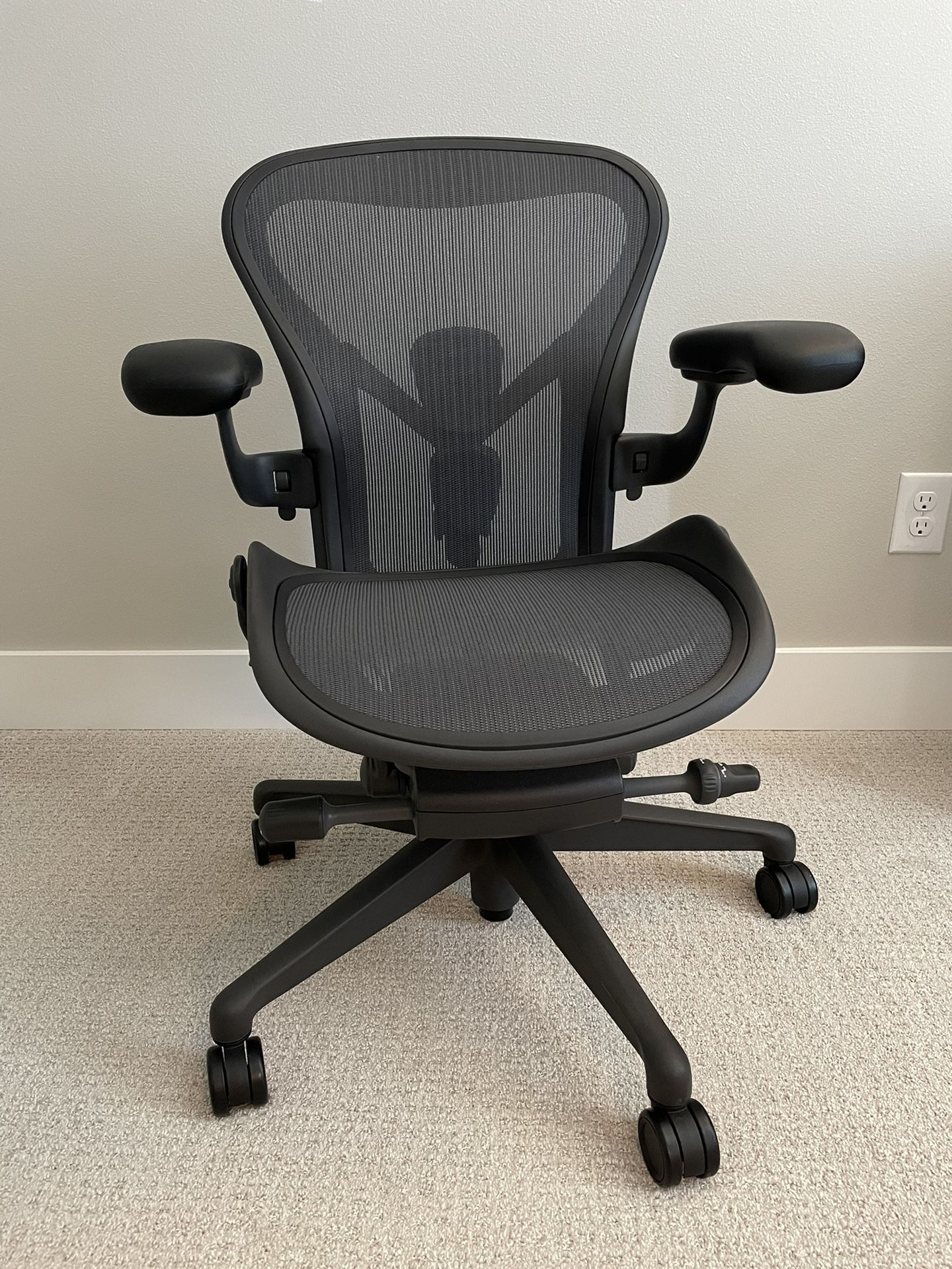 Herman Miller Aeron Chair